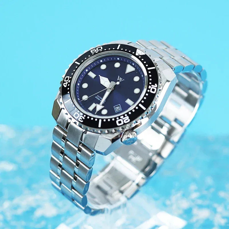 Ac35e2f405b044416896917299503fc9dv - Wear444