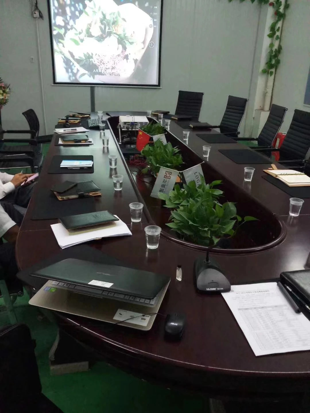 2025Caixa Surpresa Gift Balloon Mini Brands Toys Boxes Headsets Earphones Headphones Earbuds Smart Watch Electronics Mystery Box