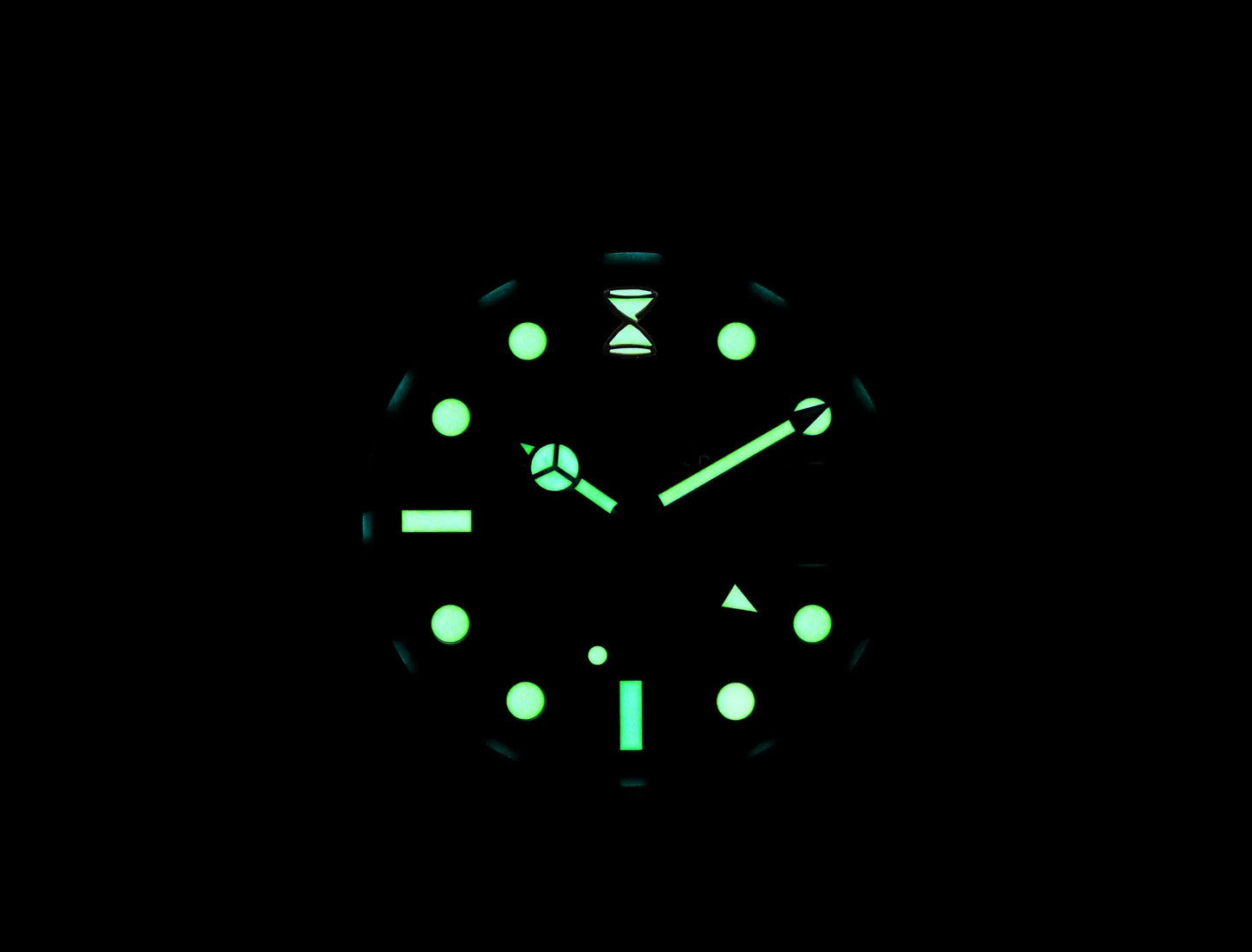 S36ad7b4ad69a4f63bd9934bd4438de8aE - Wear444