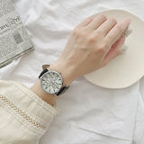 Men Watches Business Wrist Watch Luxury Leather Strap Analog Watches Quartz Wristwatches Clock Men Women Relogio Masculino