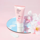 Sakura Sunscreen and Cleanser RichFoam Deep Clean Remove Grease Improve Oily Face Wash Cream GentleMoisturizing Remove Blackhead