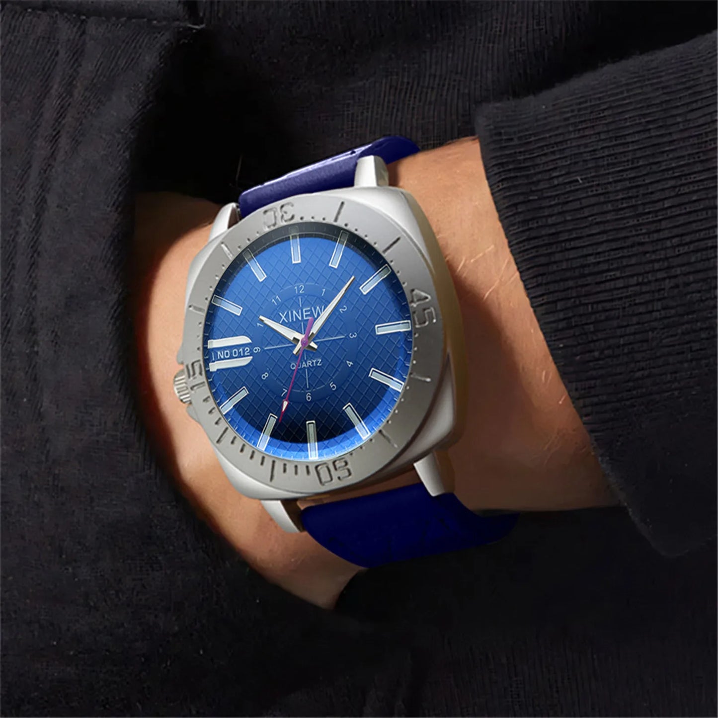 2025 New Casual Fashion Quartz Wristwatch Men And Women Leather Strap Simple Circular Dial Wristwatch Decorations ﻿