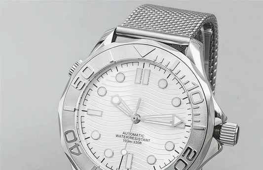 Gramock 007 NTTD dive watch detail